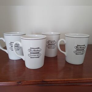 White Ceramic Mug Set